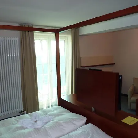 Krone 3* 랑엔부르크